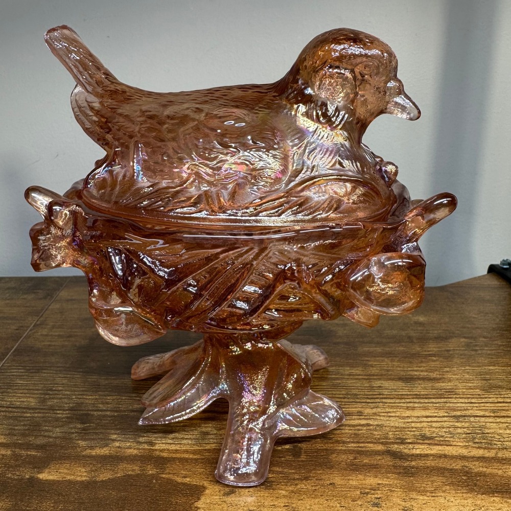 Westmoreland Robin on Twig Nest Pedestal Candy Dish Iridescent Marigold Peach
